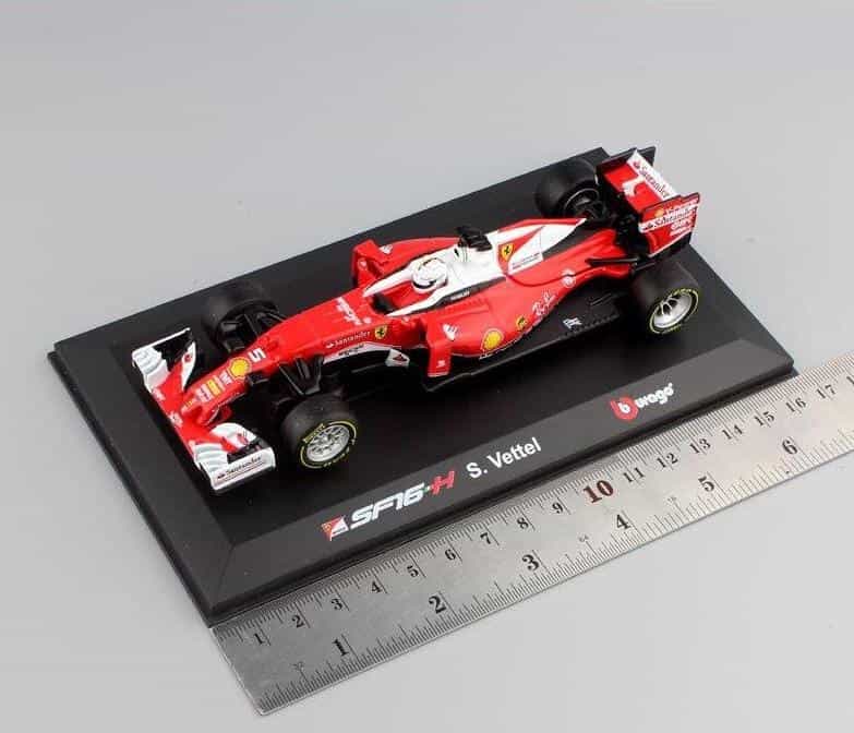 Coches Miniatura F1 S.Vettel (1:32)
