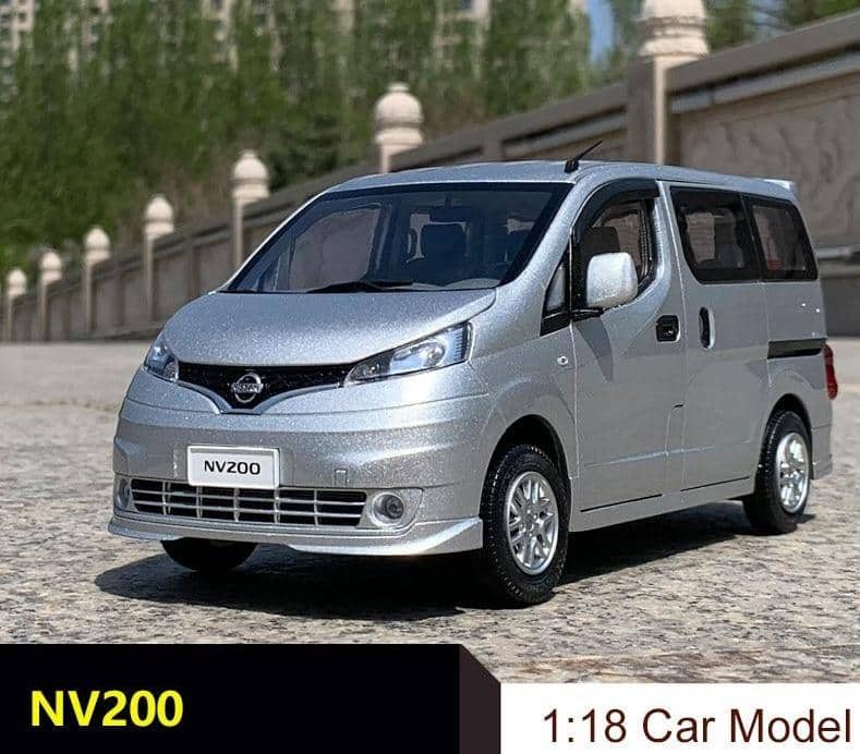 Coches Miniatura Nissan Nv200 (1:18)