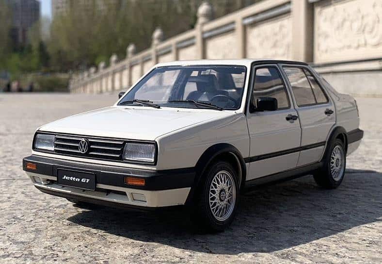 Coches Miniatura Vw Jetta (1:18)